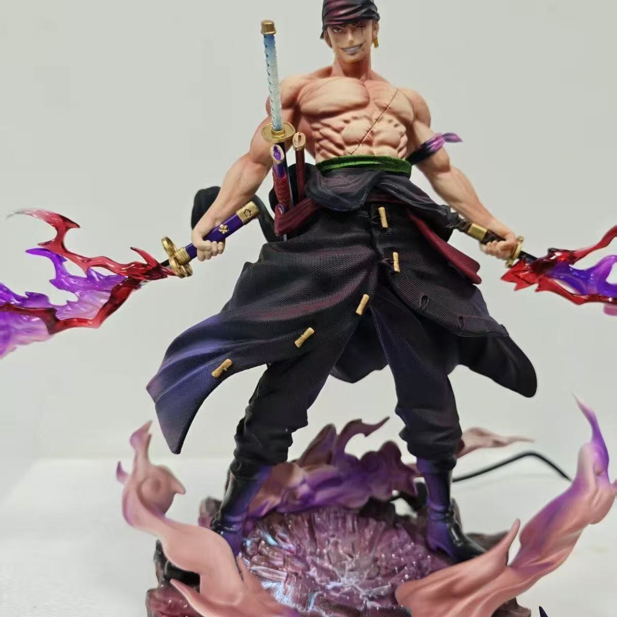 28cm/11.02inch One Piece Zoro  - Model Figure Base 评论和价格