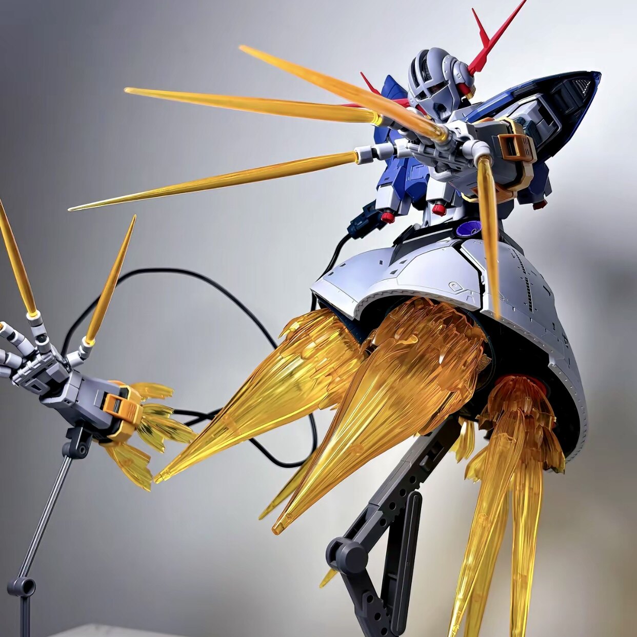 1/144 RG 34 Zeong Deluxe Editi - Model Kit Rg 评论和价格