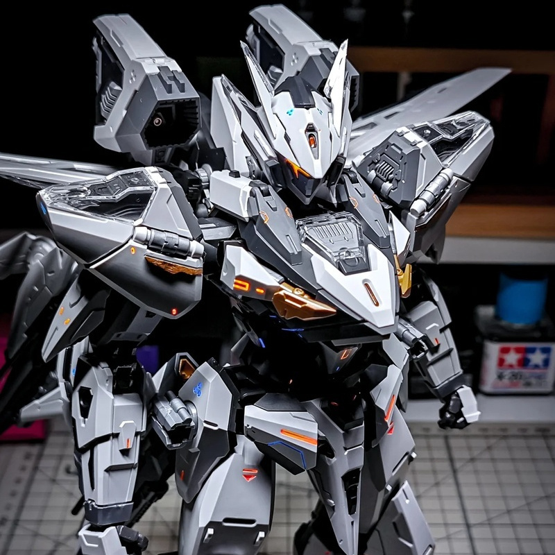 Transformable Anime Model Kit  - Fenrir Model Kit In Era 评论和价格