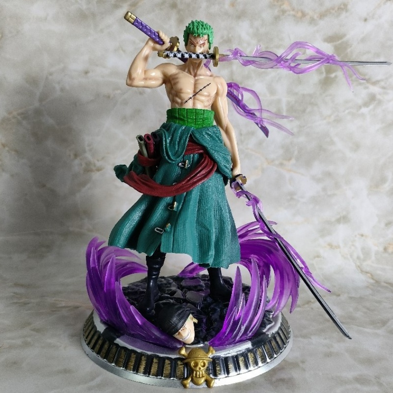 One Piece Roronoa Zoro Figure  - Model Figure Base 评论和价格